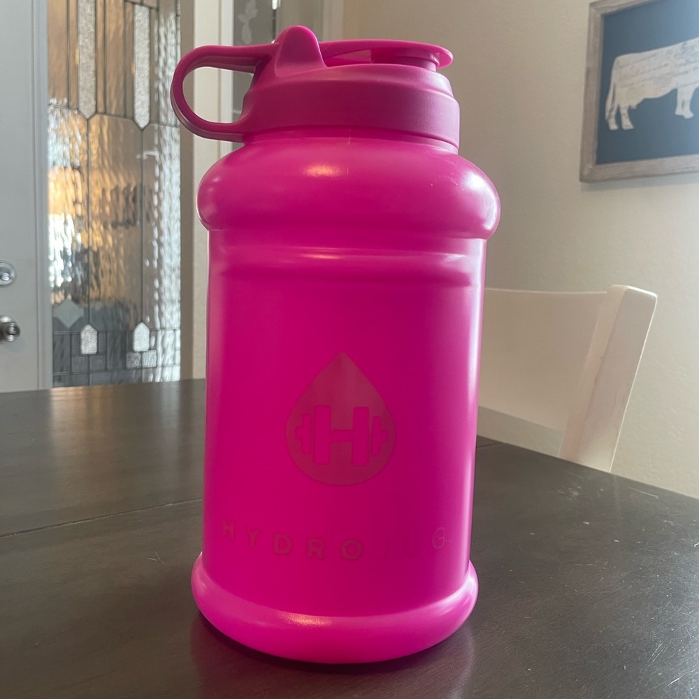 BRIGHT PINK HYDROJUG
